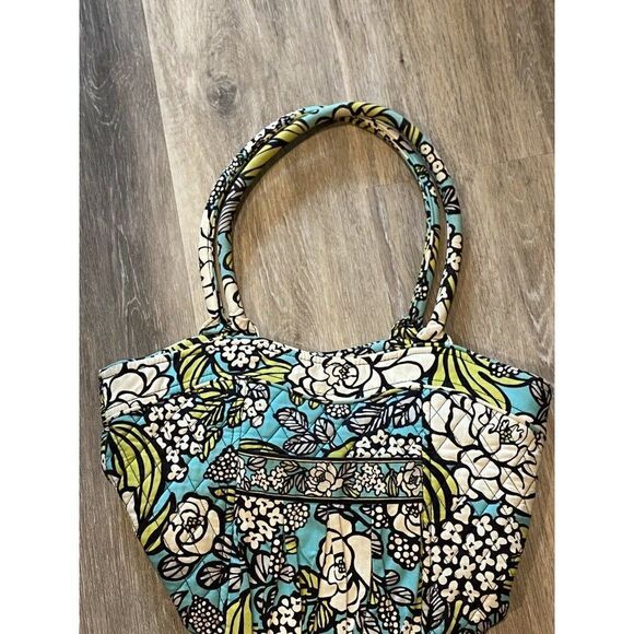 VERA BRADLEY LIMITED ED SWEETHEART SHOULDER BAG IS - Picture 2 of 8
